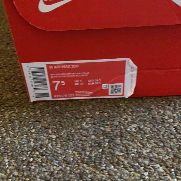 Nike Air Max 200 - Picture 2 of 4